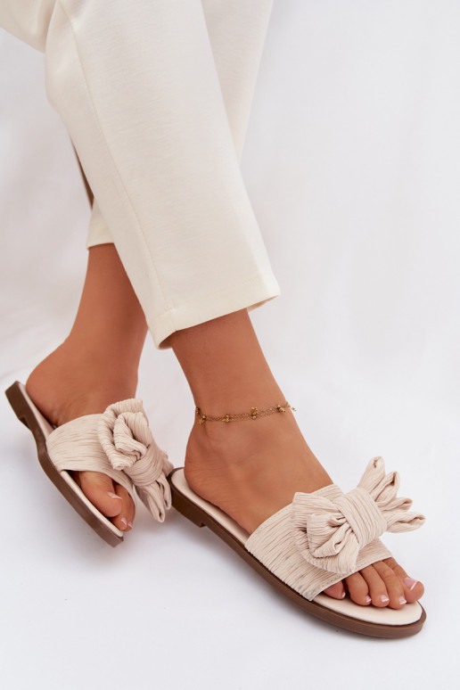 Damenpantoletten mit breiten Absätzen und Schleifen in Sandfarbe Amivelle