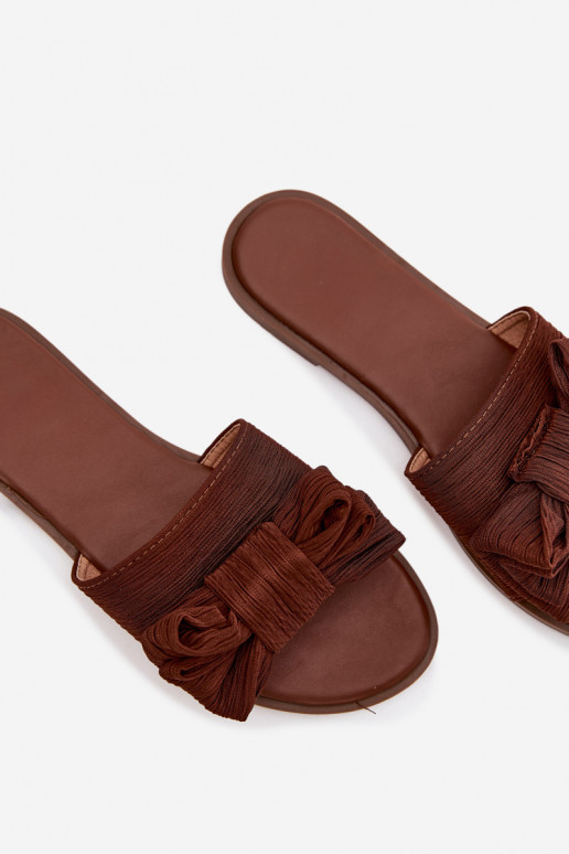 Damenpantoletten mit breiten Absätzen und Schleifen, braune Farbe Amivelle