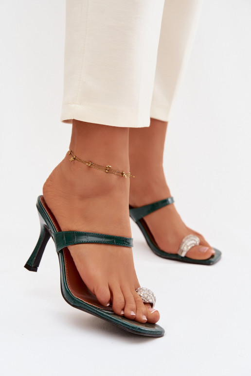 Damen flaschengrüne Pantoletten mit dünnen Absätzen und eleganten Details Lorissa