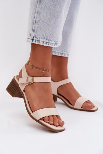 Damen-Sandalen aus Kunstleder mit Plattform in Sandfarbe Sabela 2