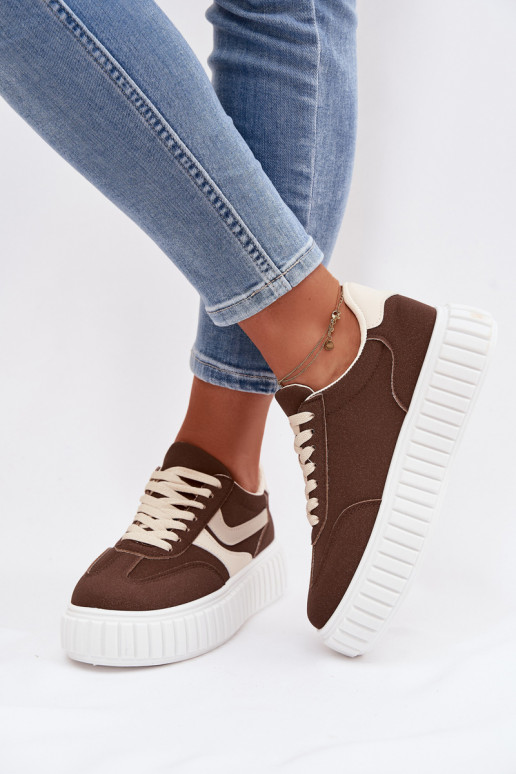 Sneakers Stilvollllschuhe Feminin mit einer Plattformaus Öko-INildlederu braune Farbe Cadrina
