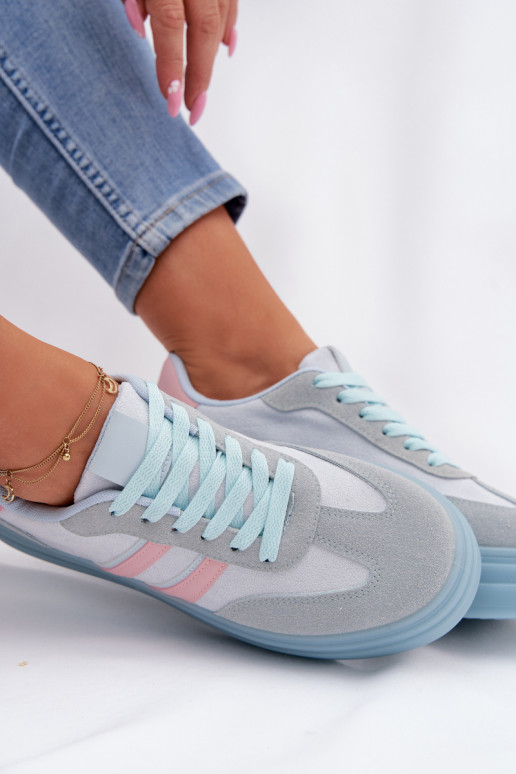 Sneakers Stilvollllschuhe Feminin mit einer Plattform blaue Farbe Galleria