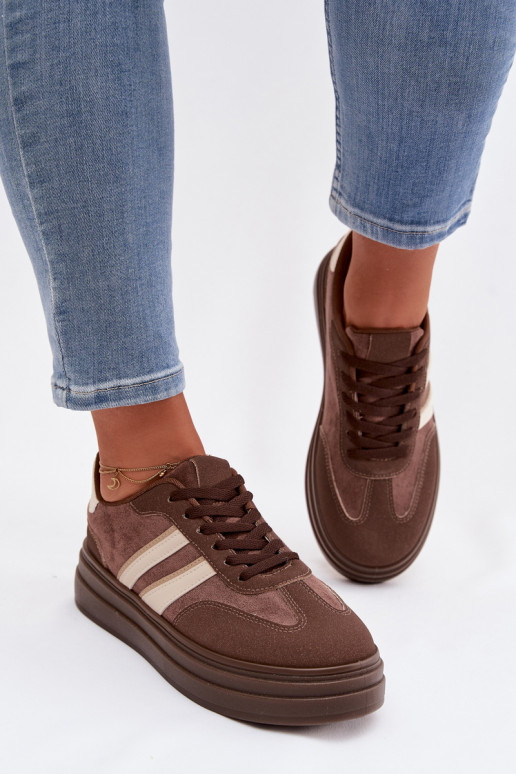 Sneakers Stilvollllschuhe Feminin mit einer Plattform braune Farbe Galleria