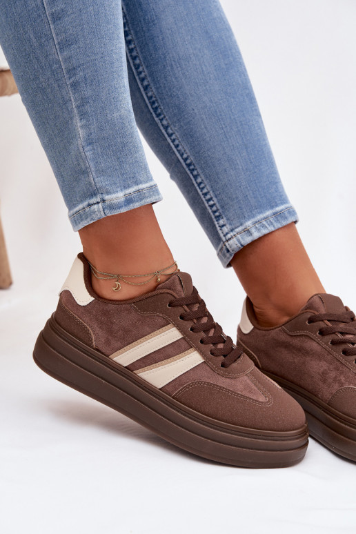 Sneakers Stilvollllschuhe Feminin mit einer Plattform braune Farbe Galleria