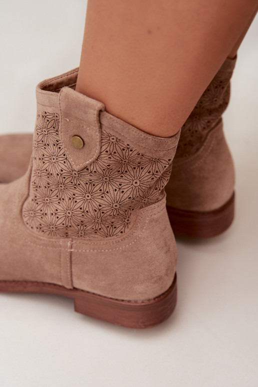 Damenstiefel mit breiten Absätzen mit durchbrochenen Elementen S.Barski HY61-8025 Beige