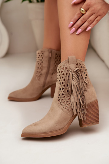 Durchbrochene Stiefel CoZuboy-Stil Feminin mit Absätzen mit Fransen Beige Calissey