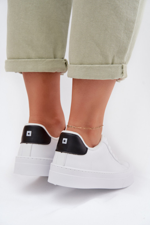 Sneakers Stilvollllschuhe Feminin aus Öko-Leder Big Star TT274928 HI-POLY SYSTEM Zueiße Farbe