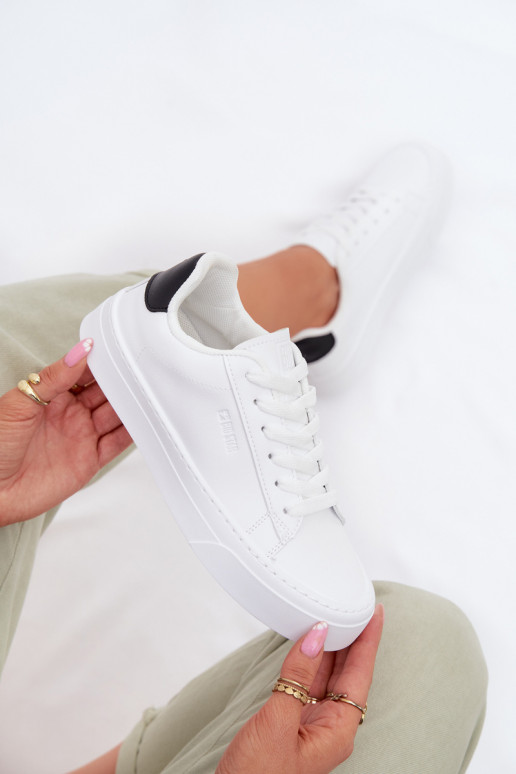 Sneakers Stilvollllschuhe Feminin aus Öko-Leder Big Star TT274928 HI-POLY SYSTEM Zueiße Farbe