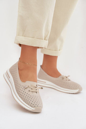 Haut mit durchbrochenen Elementen Schuhe Feminin S.Barski LR61-7044 Beige