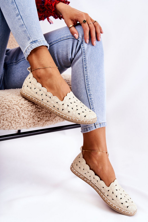 Feminin Ein überzeugendes Stilvollll Ballerinas mit Blumen Beige Vennice