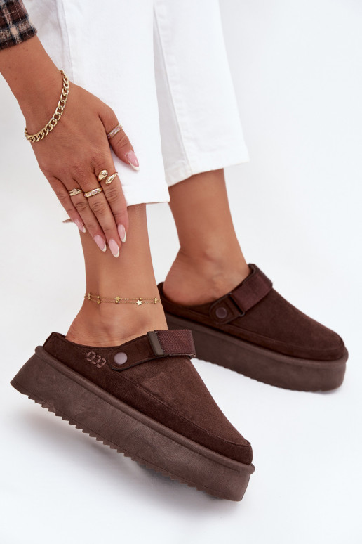 Schneestiefel Feminin mit einer Plattformmit Klebeverschlussem CzekoladoZue Jorielle