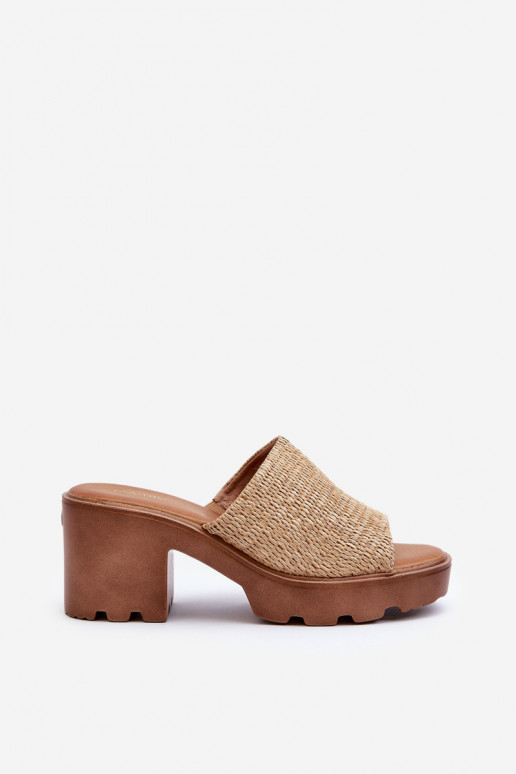 Damenhausschuhe z Plecionką mit Absätzen Beige Titantha