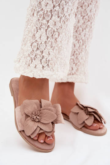 gleichschenklig Damenhausschuhe Mit Dekorationeni mit floralen Motivenami Beige Elzoria
