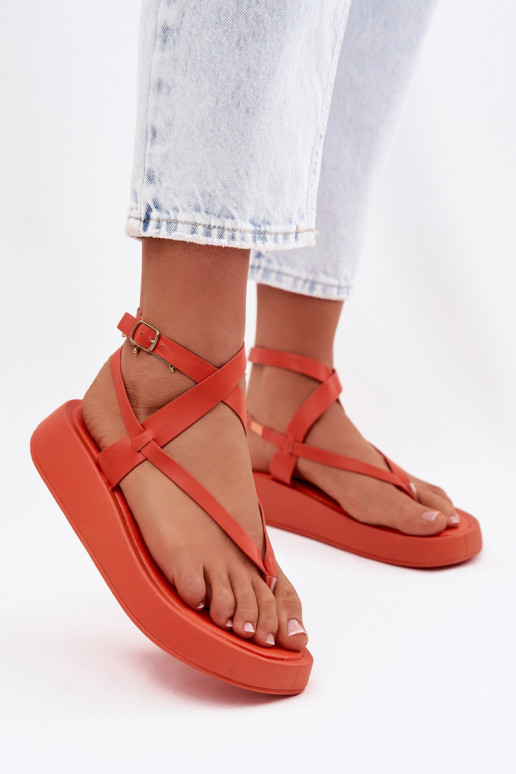 Flip-Flops Feminin mit einer Plattform orange Farbe Gelira