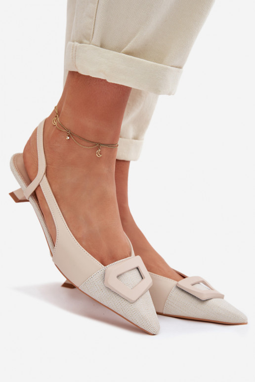 Damensandalen Auf niedrigem Absatz Mit Dekorationen Detalem Beige Camira