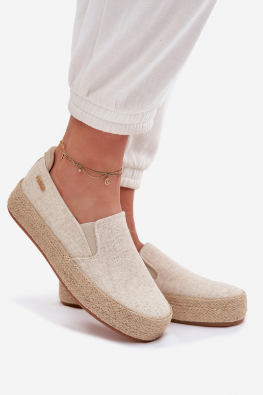 Espadrilles mit einer Plattform Big Star TT274089 Beige