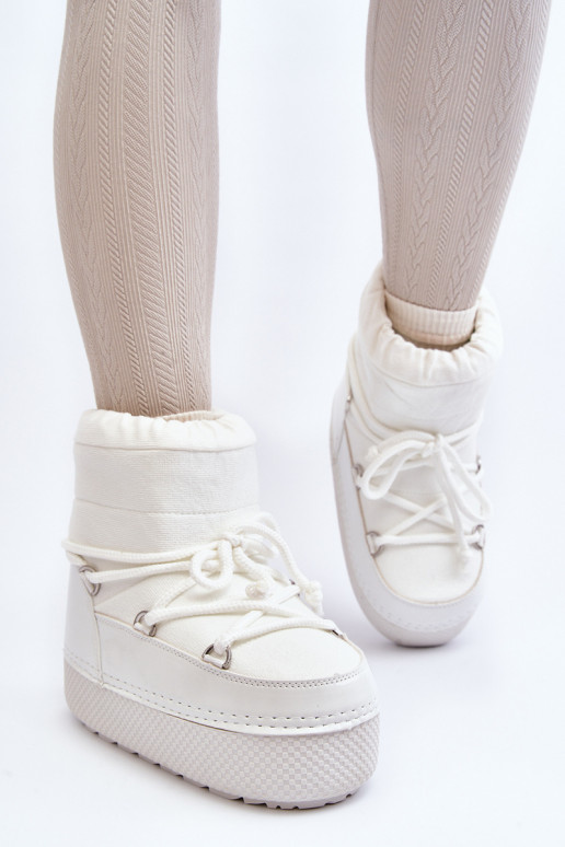 Feminin Schneestiefel mit stilvollen Details Zueiße Farbe Toolsa