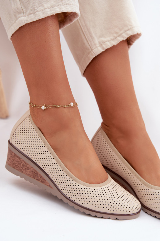 Schuhe Feminin mit einer Plattform Vinceza 58629 elfenbeinfarbe