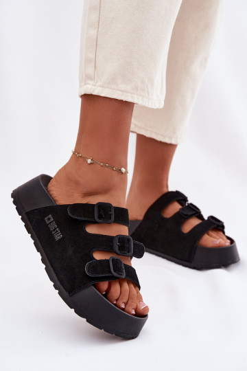 Damenhausschuhe mit einer Plattform mit Streifen Big Star TT274531 schZuarze Farbe