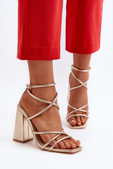 Modisch Sandalen mit hohen Absätzen goldene Farbe Josette