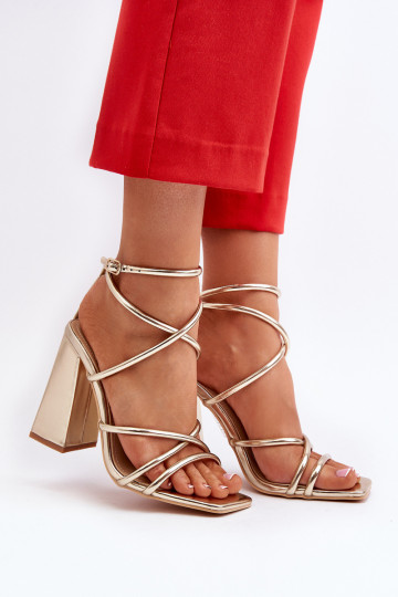 Modisch Sandalen mit hohen Absätzen goldene Farbe Josette 2