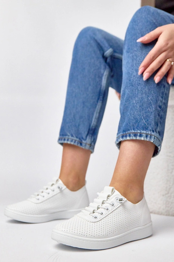 Weiße einlegbare perforierte Sneaker Adèle