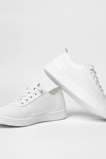 Weiße einlegbare perforierte Sneaker Adèle 2