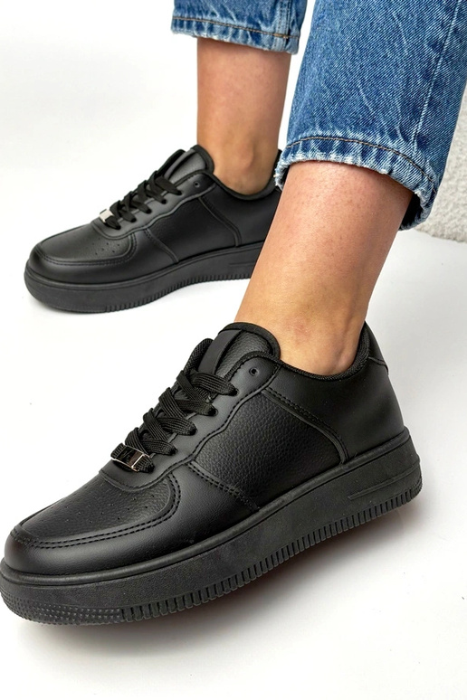 Schwarze Sneakers mit Platform Brigitte