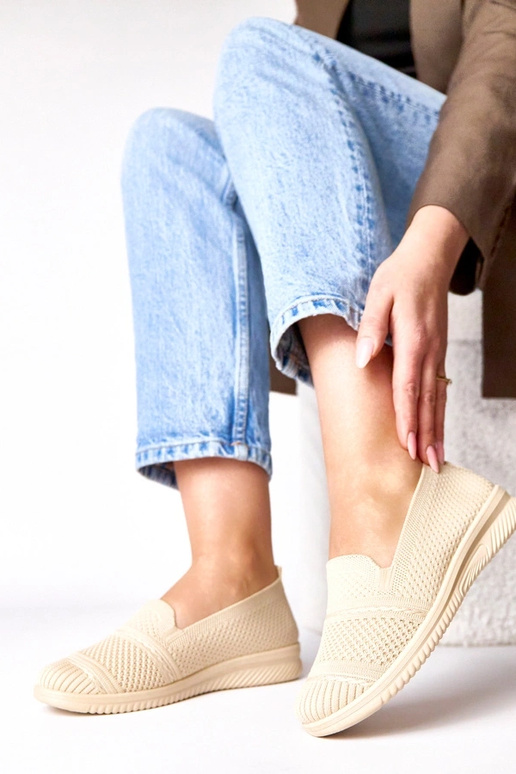 Sandfarbene Slip-On Stoff-Sneaker Noémie