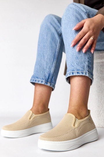 Sandfarbene textile...