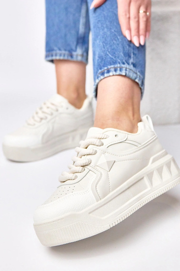 Sandfarbene Sportschuhe mit Plattform Alessandra 2