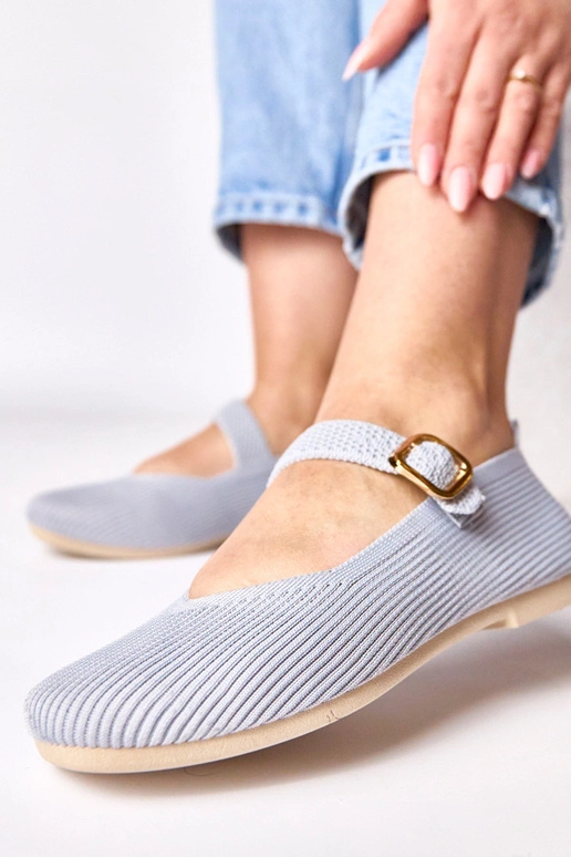 Graue textile Ballerinasandalen mit...