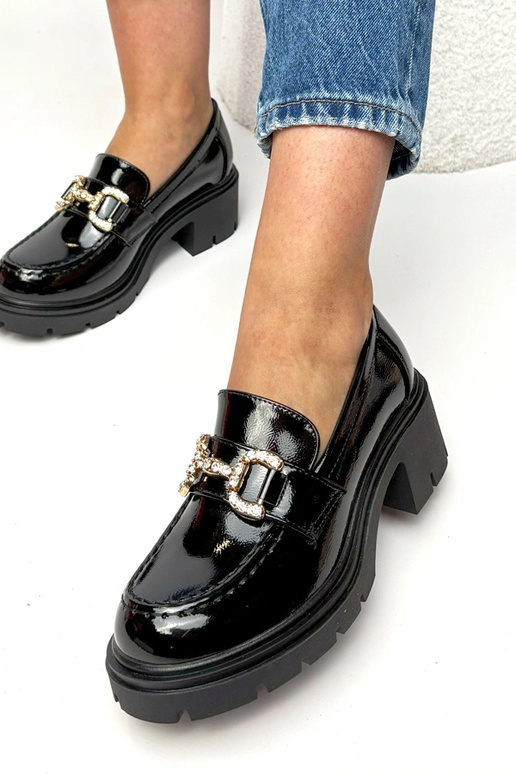 Schwarze lackierte Mokassins mit...