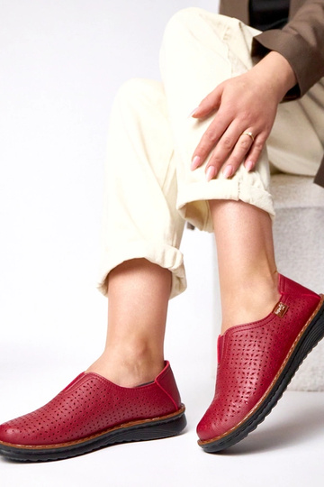 Weinrote durchbrochene... 2