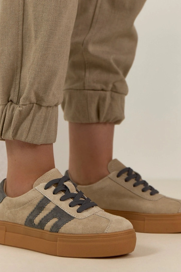 Beige Leder-Sportschuhe mit Plattform Filippo 2