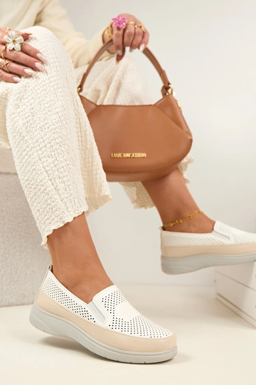 Weiße beige durchbrochene Halbschuhe Aurelle