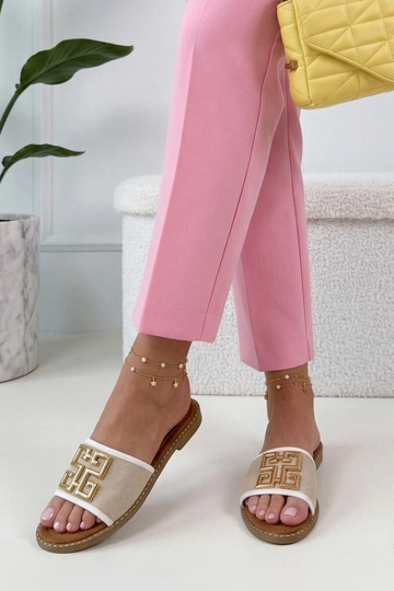 Weiße Pantoletten mit... 2