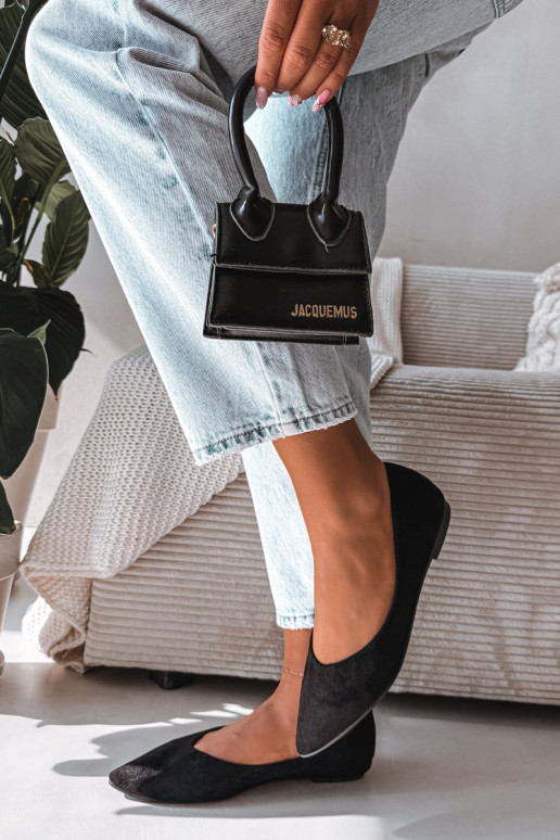 Ballerinas gleichschenkligaus Öko-INildlederu schZuarze Farbe Lelisa