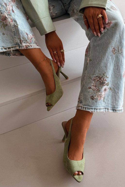 Damensandalen mit dünnen Absätzen aus Öko-INildlederoZue grüne Farbe Sevina