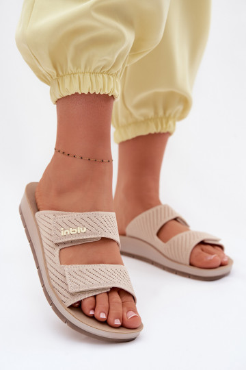 Damen Hausschuhe INBLU AG000015 in Sandfarbe