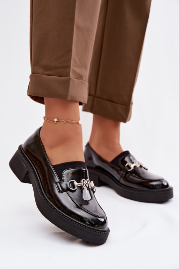 Haut Lackierte Mokassins Feminin Mit Dekorationen Detalem Vinceza 39985 schZuarze Farbe 2