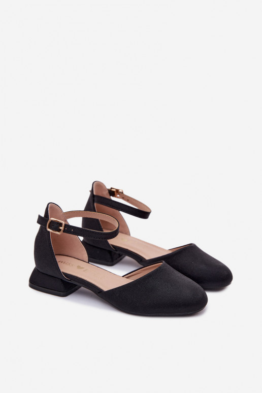 Kindisch Glänzende Sandalen Auf niedrigem Absatz schZuarze Farbe Nelly