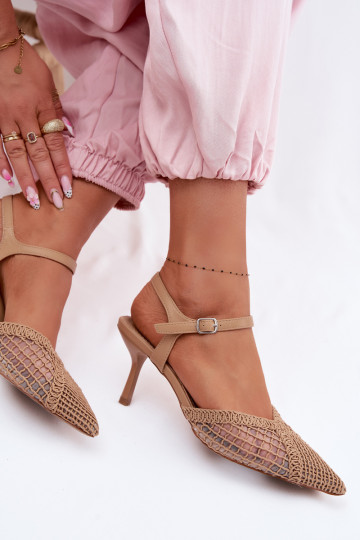 gemusterte Sandalen mit Netz mit dünnen Absätzen braune Farbe Idira