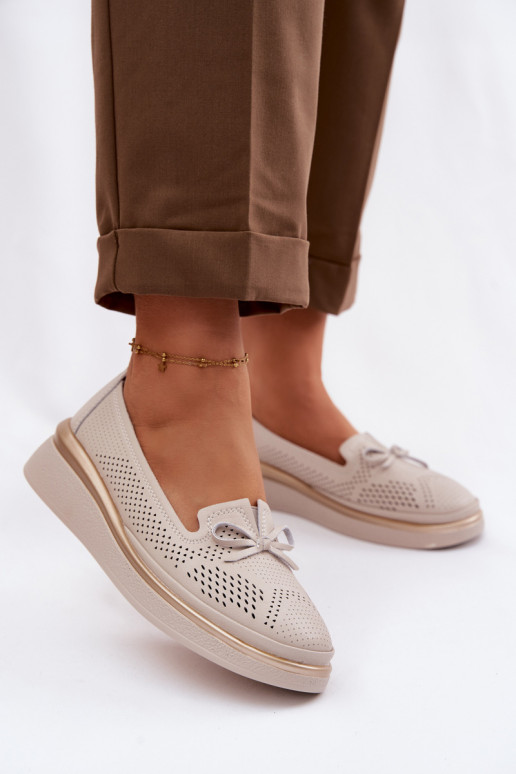 Haut mit durchbrochenen Elementen Schuhe mit einer Plattform S.Barski LR61-7043 Beige