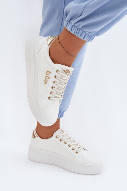 Freizeitschuhe mit einer Plattform Lee Cooper LCIN-26-44-4478 Zueiße Farbe