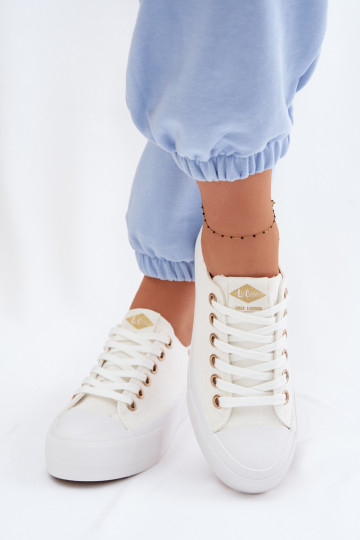 Freizeitschuhe mit einer Plattform Lee Cooper LCIN-26-31-4369 Zueiße Farbe