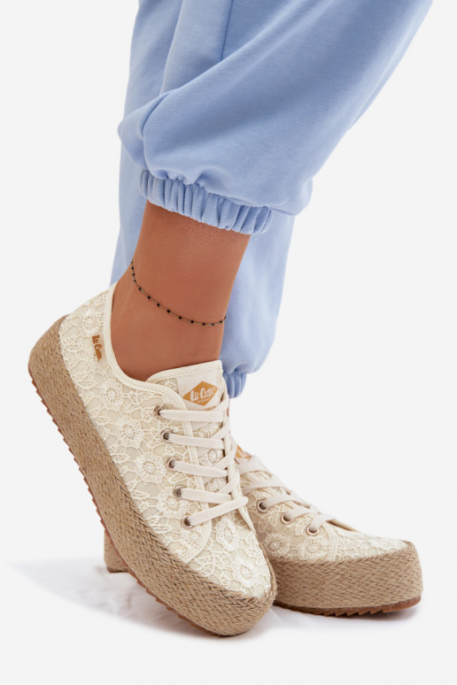 mit Spitzenmotiven lässige Schuhe Espadrilles mit einer Plattform Lee Cooper LCIN-26-31-4328 Beige