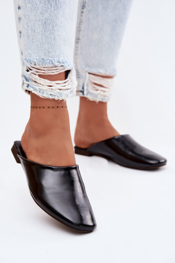 Damen schwarze flache Slipper aus Kunstleder Romelle 2