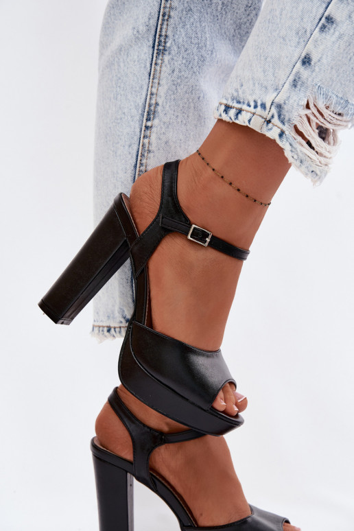 Damensandalen Auf High Heels Aufzeichnen schZuarze Farbe Nelissey