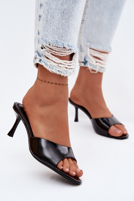 mit Lackeffekt HausschuheImitacji Skóry mit dünnen Absätzen schZuarze Farbe Melissea